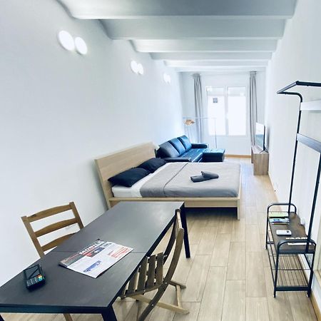 Апартаменты Apl Sants Lofts Bcn Fira Camp Nou Барселона Экстерьер фото